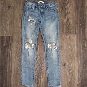 Eunina ripped blue jeans